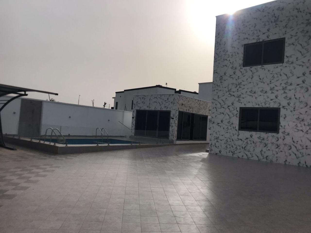 Prampram Banner Vacation Home & Swimming Pool מראה חיצוני תמונה