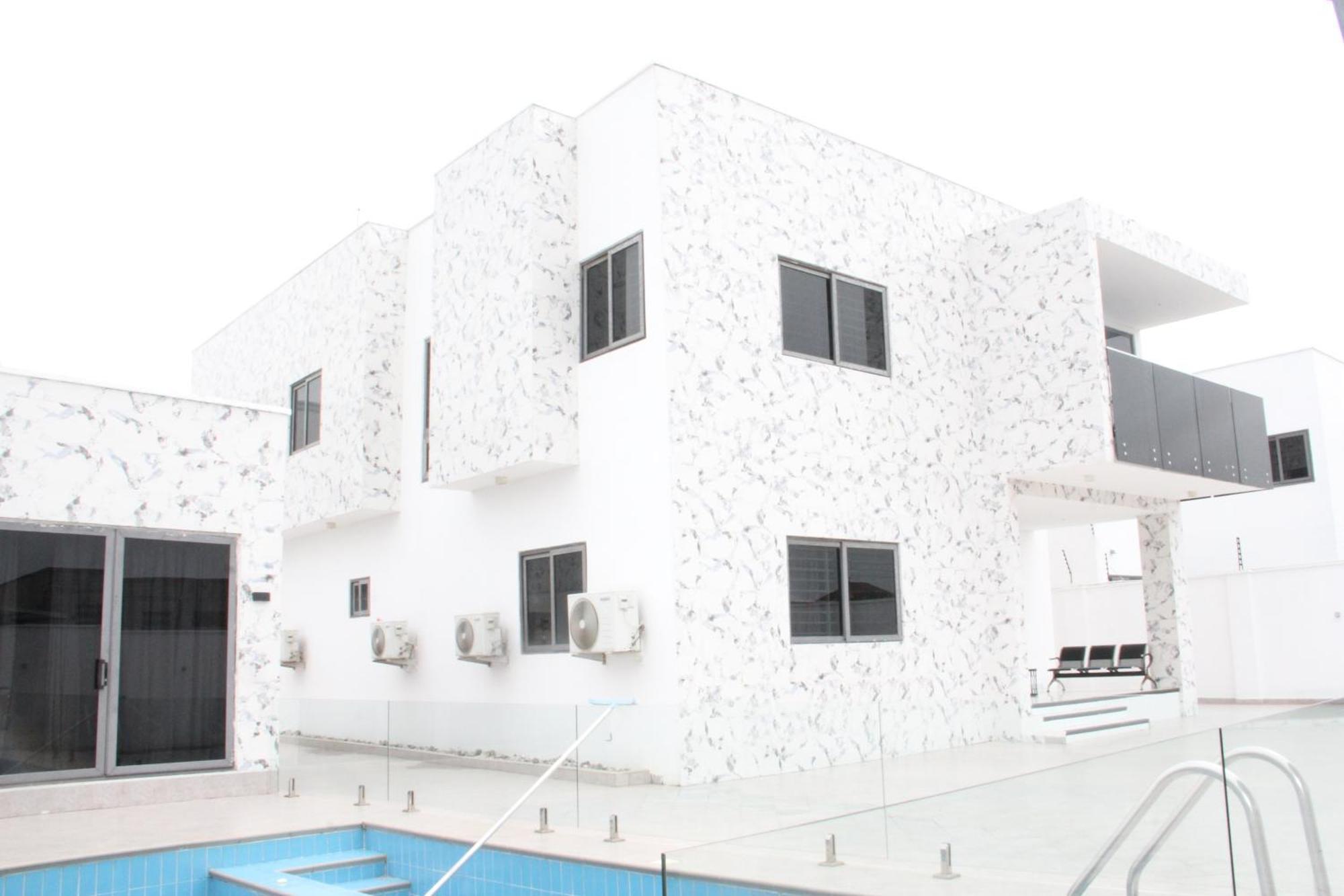 Prampram Banner Vacation Home & Swimming Pool מראה חיצוני תמונה